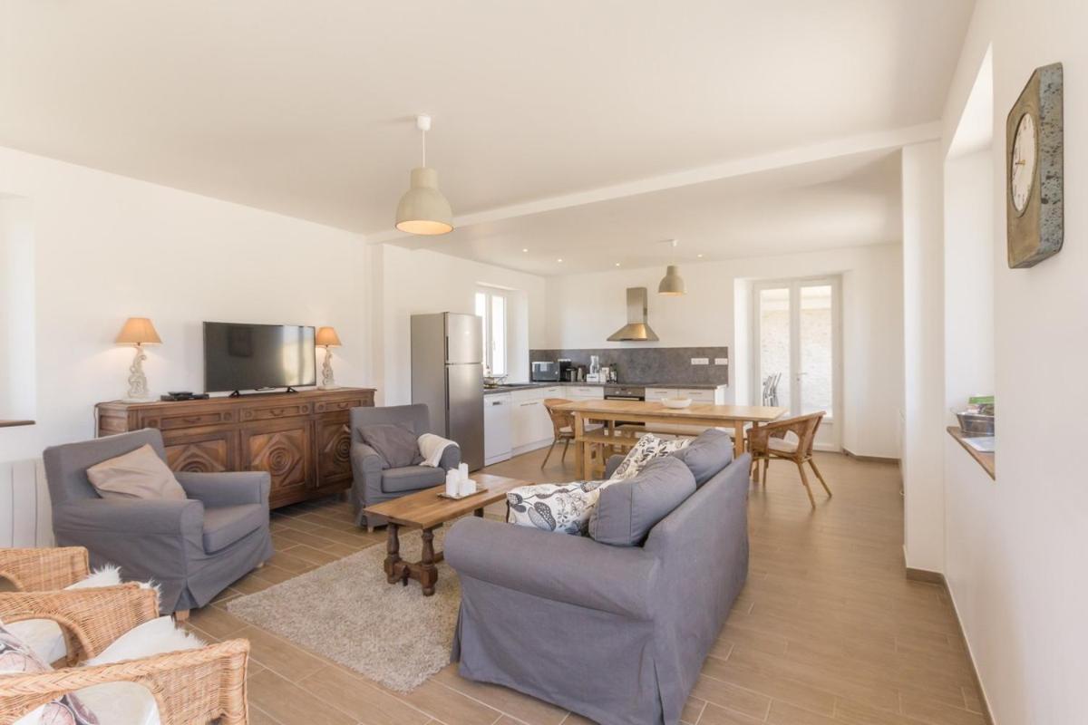 La Ferme De Presles Villa Menainville Eksteriør billede